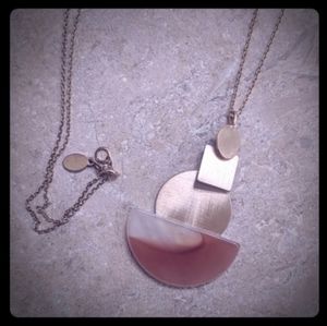 Loft pendent necklace